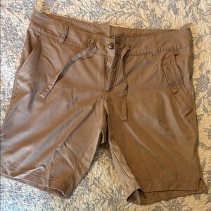 Magellan Outdoors Taupe Women's Drawstring Casual Shorts
